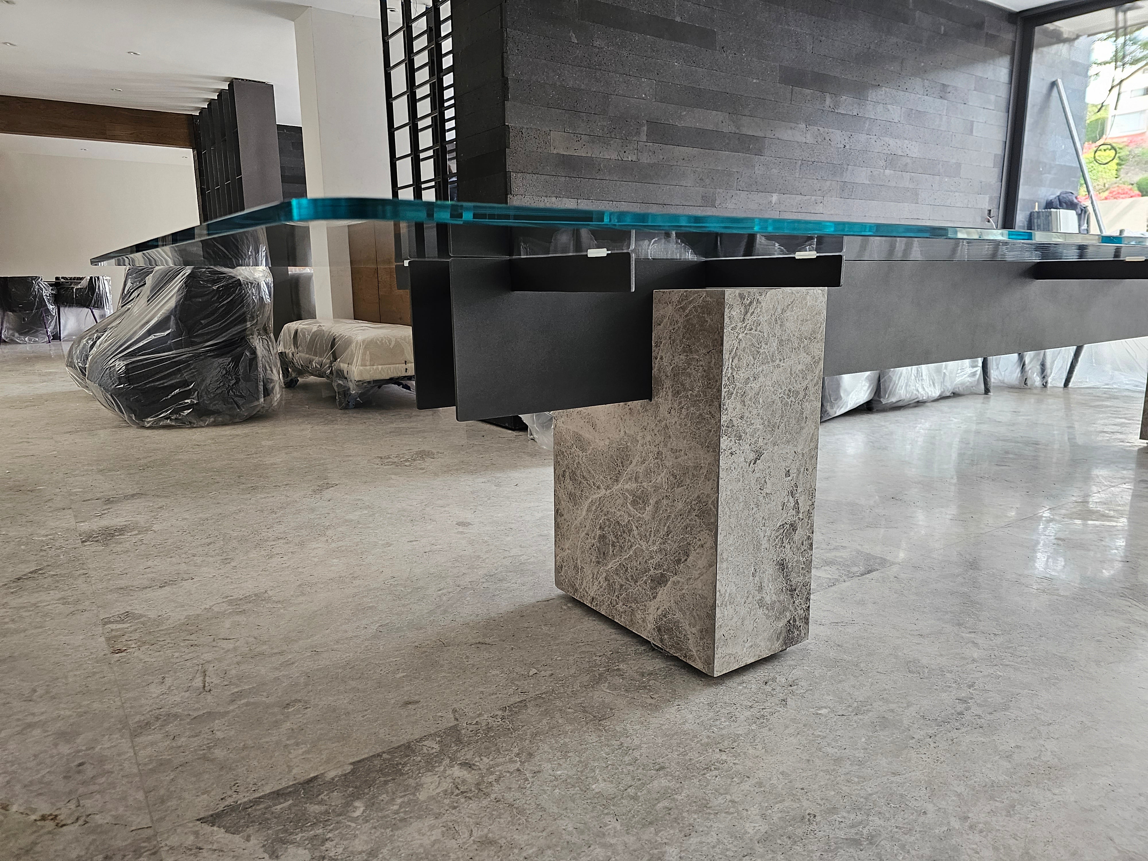 Comedor Stone Balance Extra Grande. 18-20 Comensales.